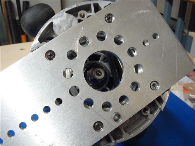 RouterCircleCutting3.JPG