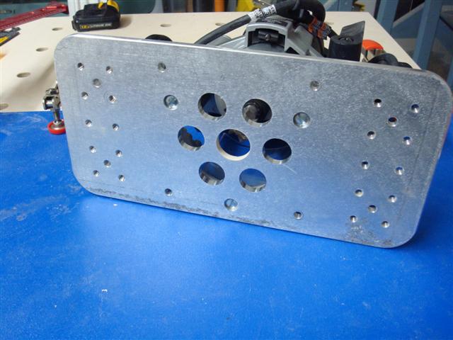 RouterPlate2.JPG