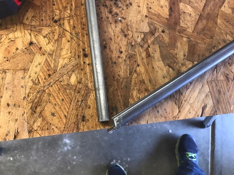 LadderHangersE.jpg