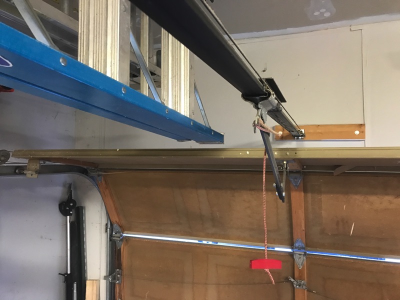 LadderHangersO.jpg
